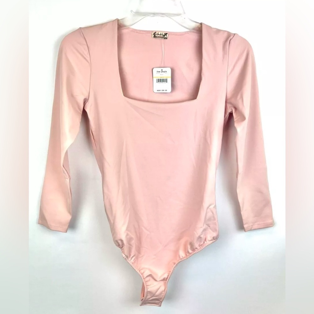 Free People Women’s Light Pink Square Neck 3/4 Sleeve Bodysuit Size Small